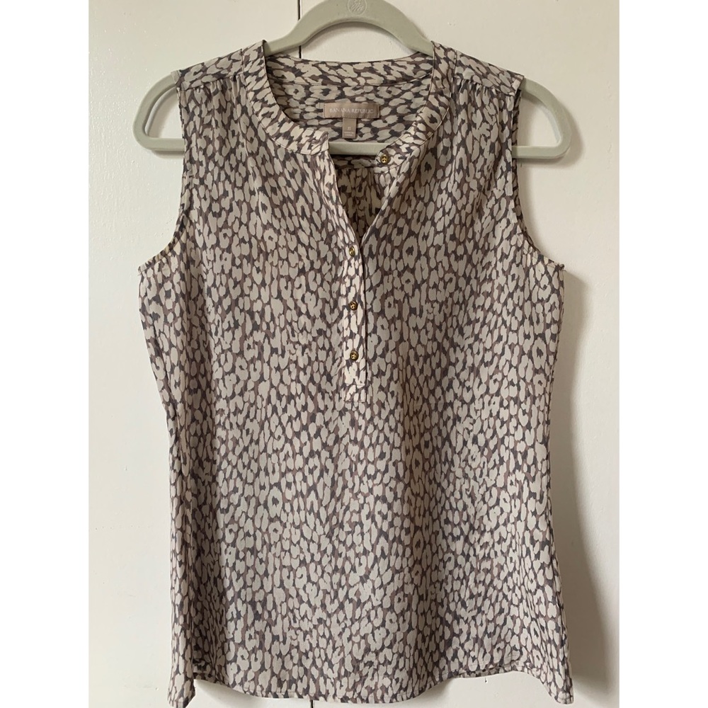 Banana Republic Cheetah Print Top